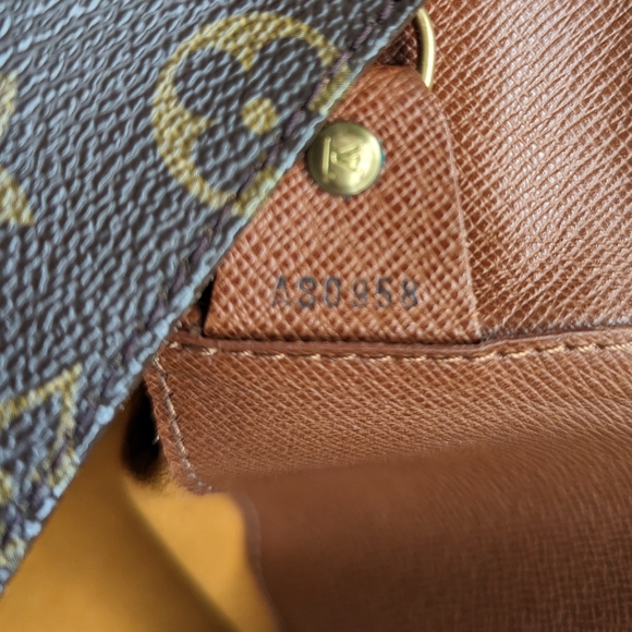 Authentic Louis Vuitton Musette GM Crossbody Messengar Bag - Picture 11 of 12